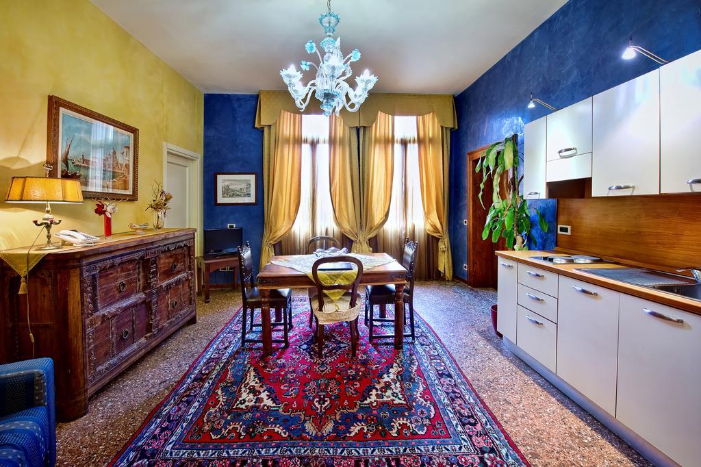 Residence Odoni Venezia Camera foto